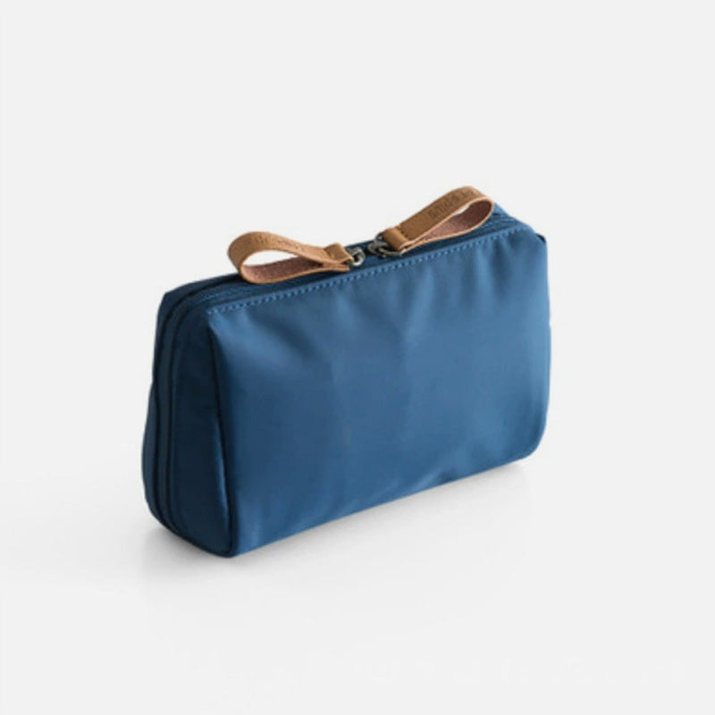 đ„Superdeal! 32% Rabatt! â LĂ€ppstiftsformad SminkvĂ€ska â Unik Design & Perfekt för HandvĂ€skan