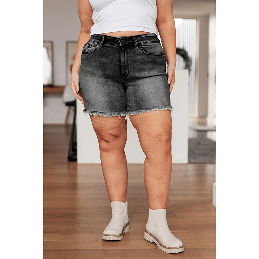🔥 32% RABATT- Trendiga Högmidjade "Dad Shorts" med Fransad Kant