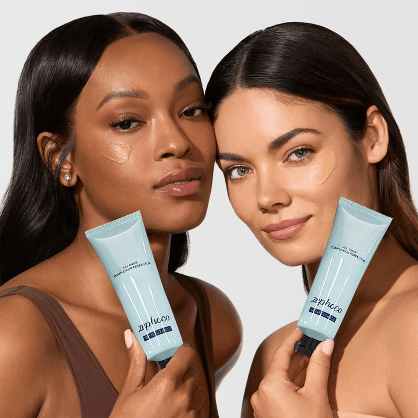 🔥 STOR UTSEDELSEFAKTOR – 49% RABATT! 🔥 Allt-i-ett-fuktighetskräm, concealer & foundation – Perfekt hud på sekunder!